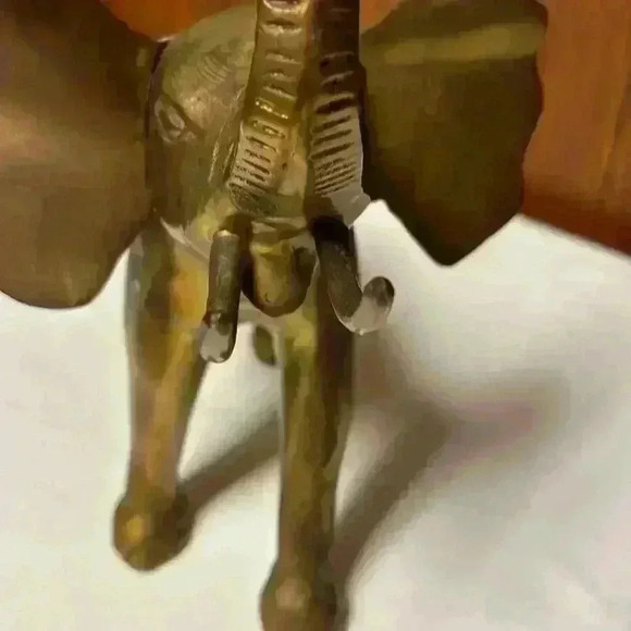 Vintage Large Brass Elephant Sculpture 1970's - Picture 5 of 11